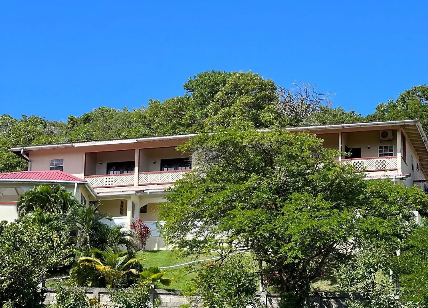 Caribbean Breeze Apartment Gros Islet